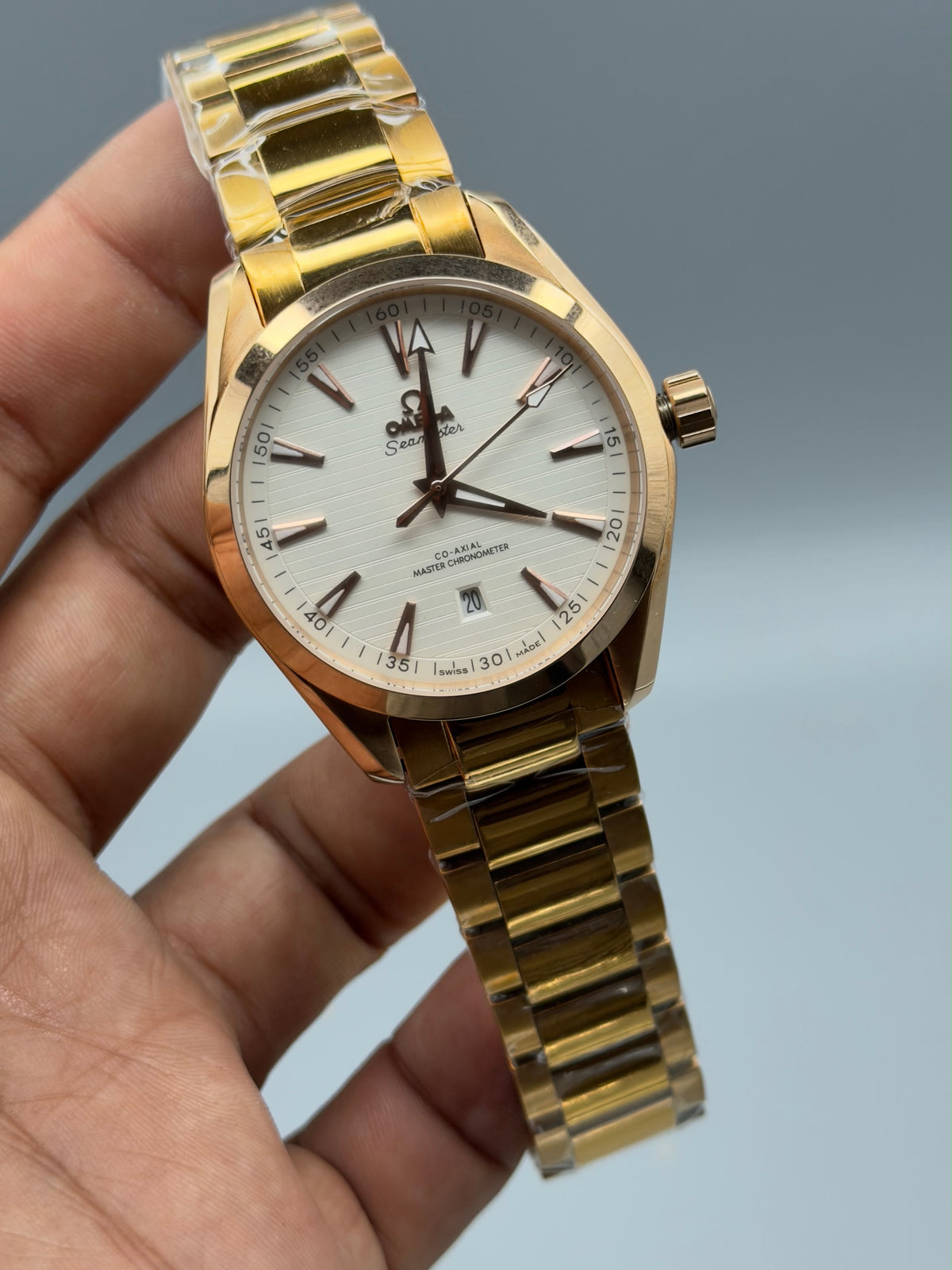 Omega acqatera