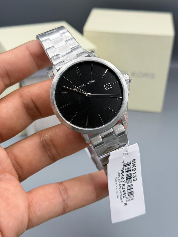 mk mens lastest atrical